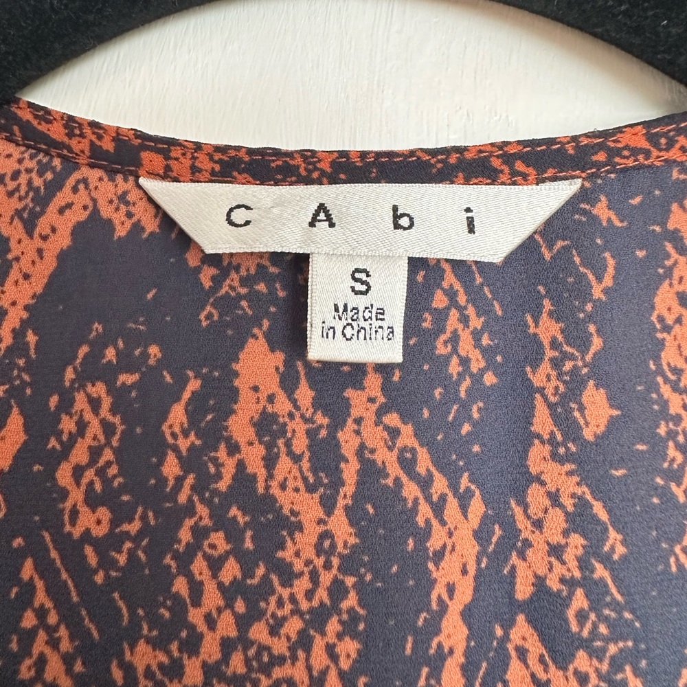 Cabi Womans Blouse Python Snake Print Top Blue Or… - image 5